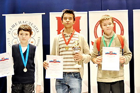 Арсен Кухмазов взял две золотые медали первенства Москвы 2012