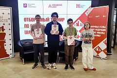 Фамил Кишиев показал 100-процентный результат во втором этапе Кубка Москвы по блицу