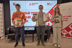 «Летний сезон турниров по быстрым шахматам и блицу завершён. Продолжение серии — в октябре»