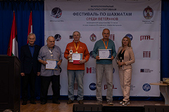 Александр Хаит и Ирина Михайлова стали чемпионами ветеранского турнира по блицу