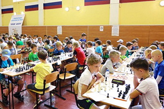 Юрий Анисимов лидирует на этапе Детского Кубка России в Костроме