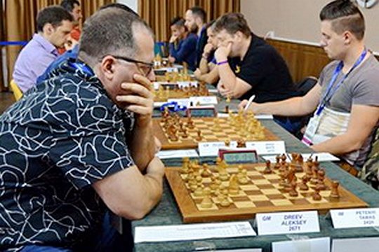 Moscow Chess Team идет в лидерах на командном Кубке Европы