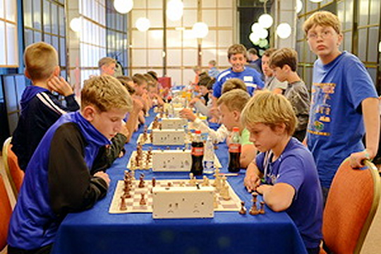 Шахматы под лозунгом «Дети мира выбирают спорт!»