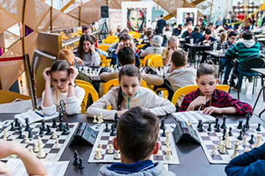 В турнире CHESS PLAZA сыграли без малого 300 шахматистов