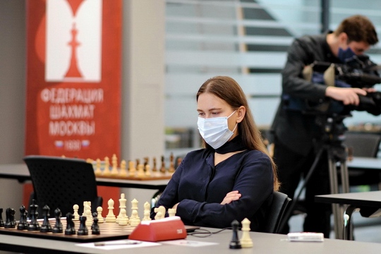 Четыре участника чемпионата Москвы по классике стартовали с двух побед