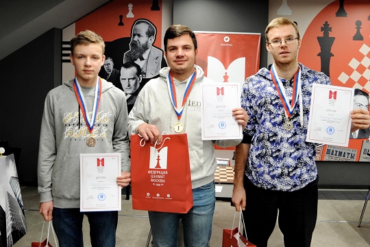 Завершились полуфиналы чемпионата Москвы по блицу