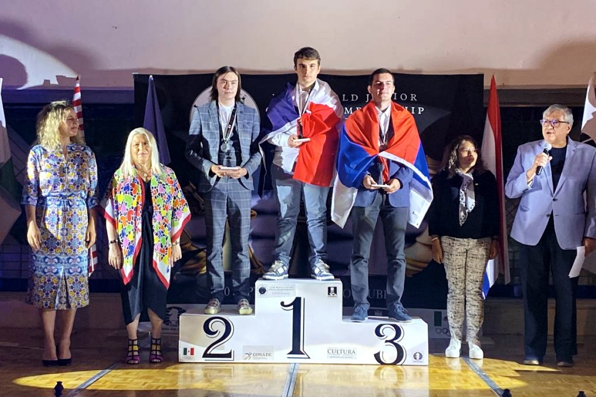 Арсений Нестеров – серебряный призер первенства мира среди юниоров. Рудик Макарян – 11-й