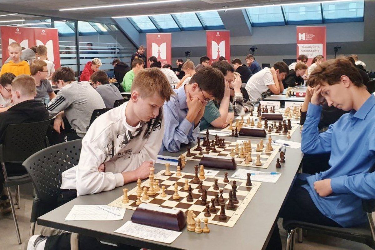 Командный чемпионат Москвы стартовал в МШК на Тверском бульваре