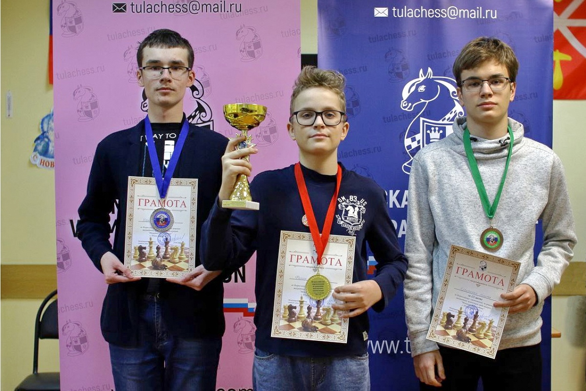 Григорий Филин выиграл Всероссийские соревнования по композиции «Мемориал Суэтина»
