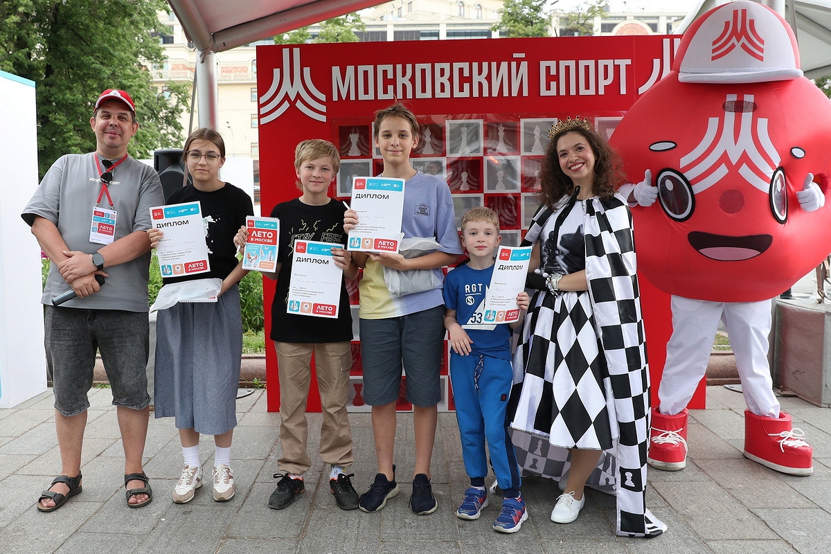Турниры «Шахматного сквера» набирают ход