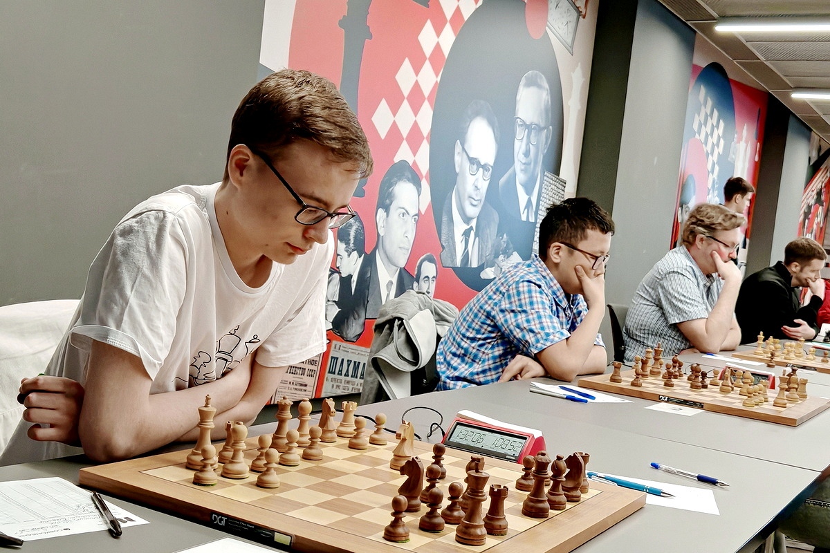 ДЮСШ им. Ботвинника захватила лидерство в чемпионате Москвы