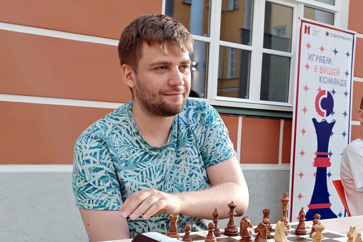 Владимир Захарцов разделил первое место в турнире по блицу на «Мемориале Чигорина»