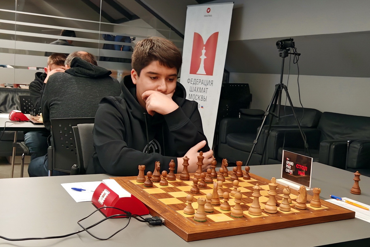 Четыре участника ИВИ Grand Prix Chess III стартовали с двух побед