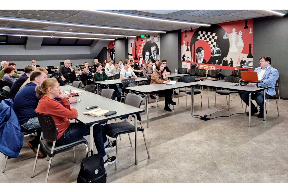 30 участников собрал Всероссийский судейский семинар в клубе на Тверском бульваре