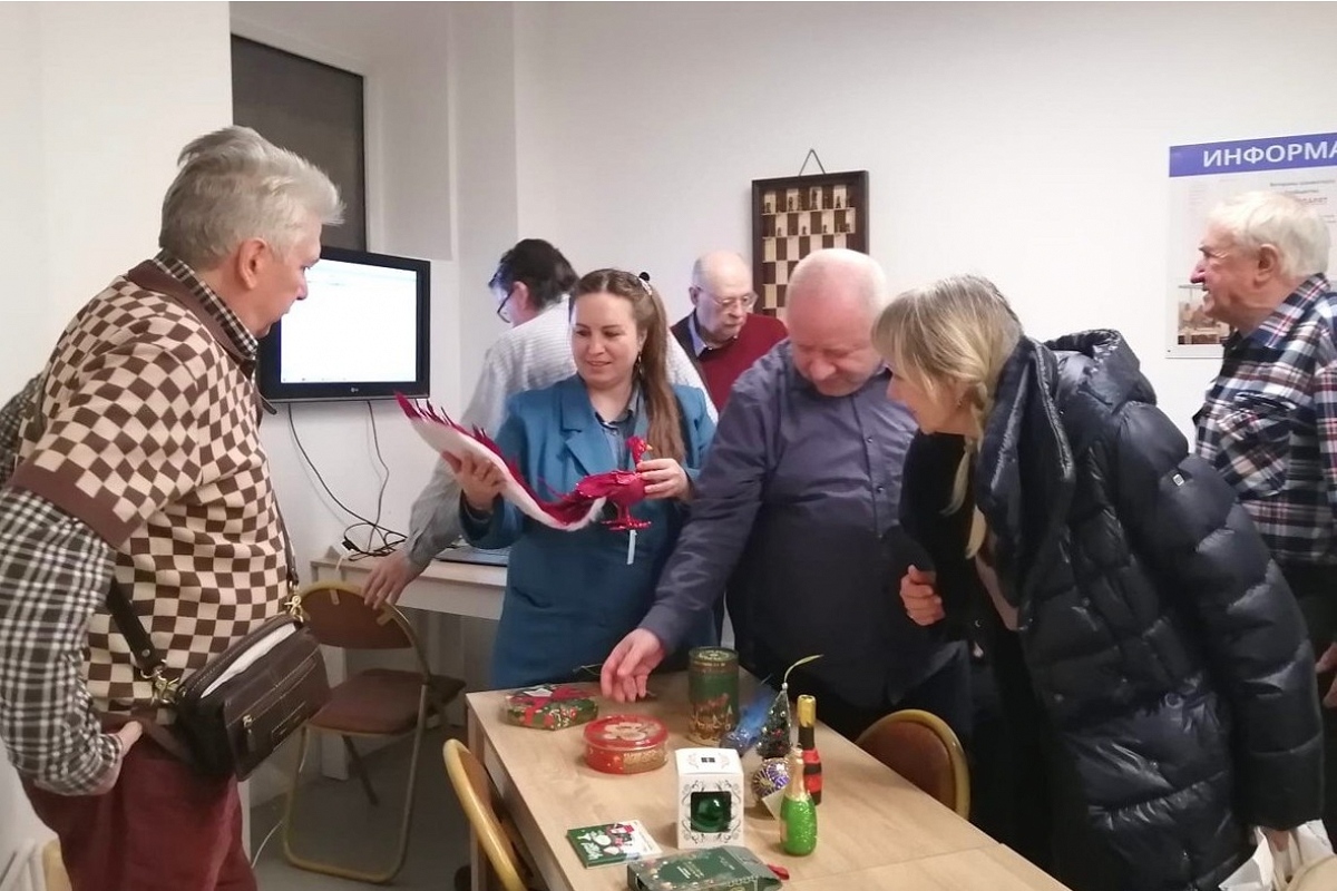 Новогодние призы разыграли в клубе «Шахматы на Братиславской»