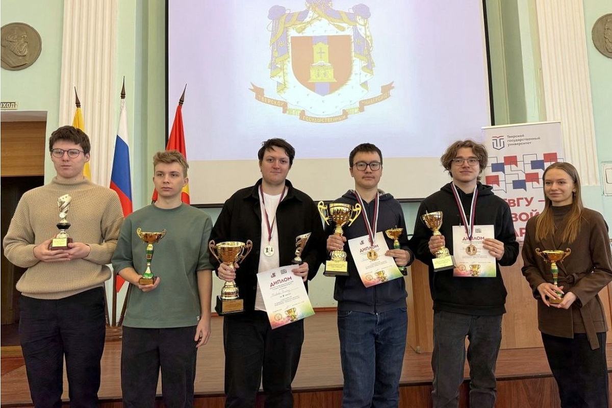 Данила Павлов занял второе место на первом этапе Кубка России по решению