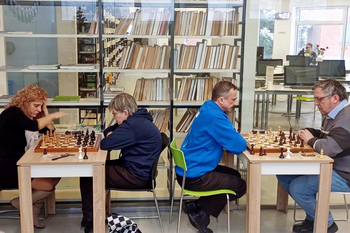 Турнир памяти Евгения Васюкова прошел в шахматном клубе на Братиславской