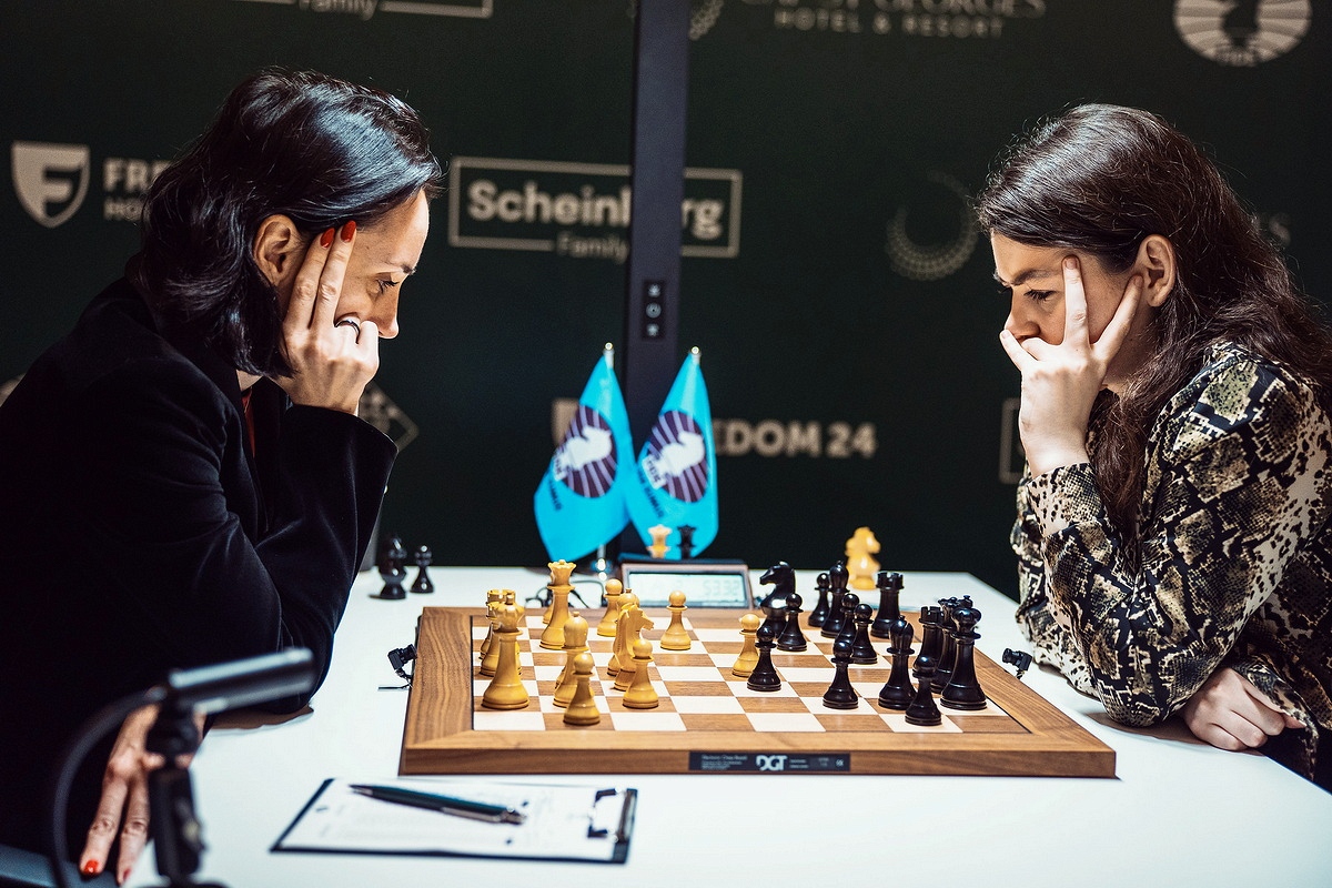 Екатерина Лагно идет в лидерах на турнире претенденток