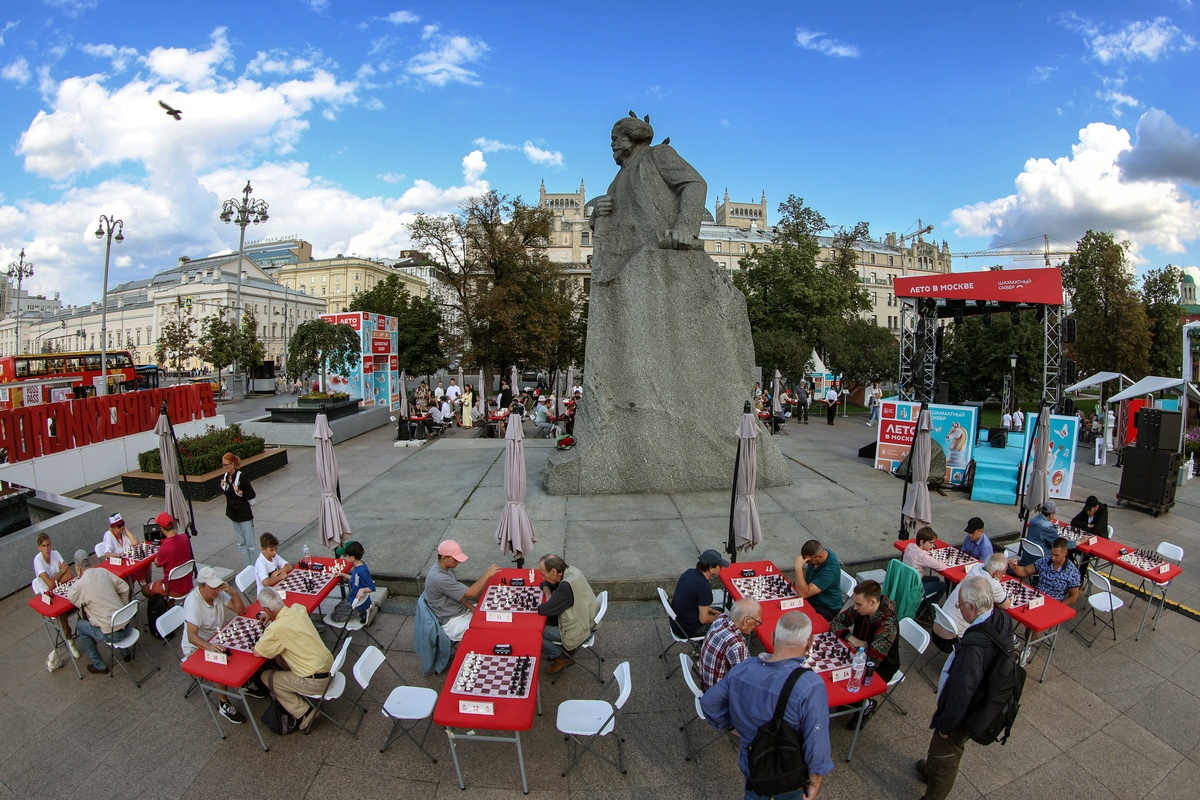 Приглашаем судей для работы на фестивале «Шахматный сквер»