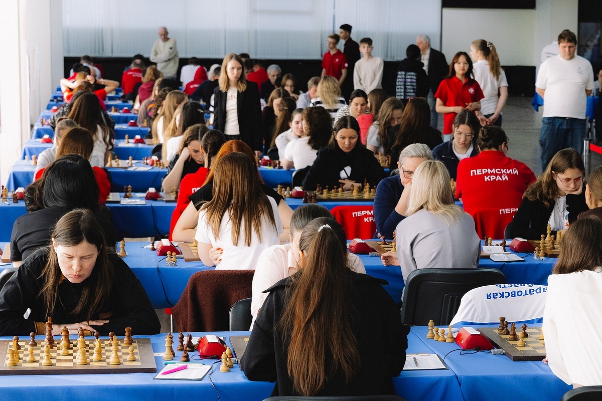 Женская сборная Москвы одержала «сухую» победу во 2 туре командного чемпионата России