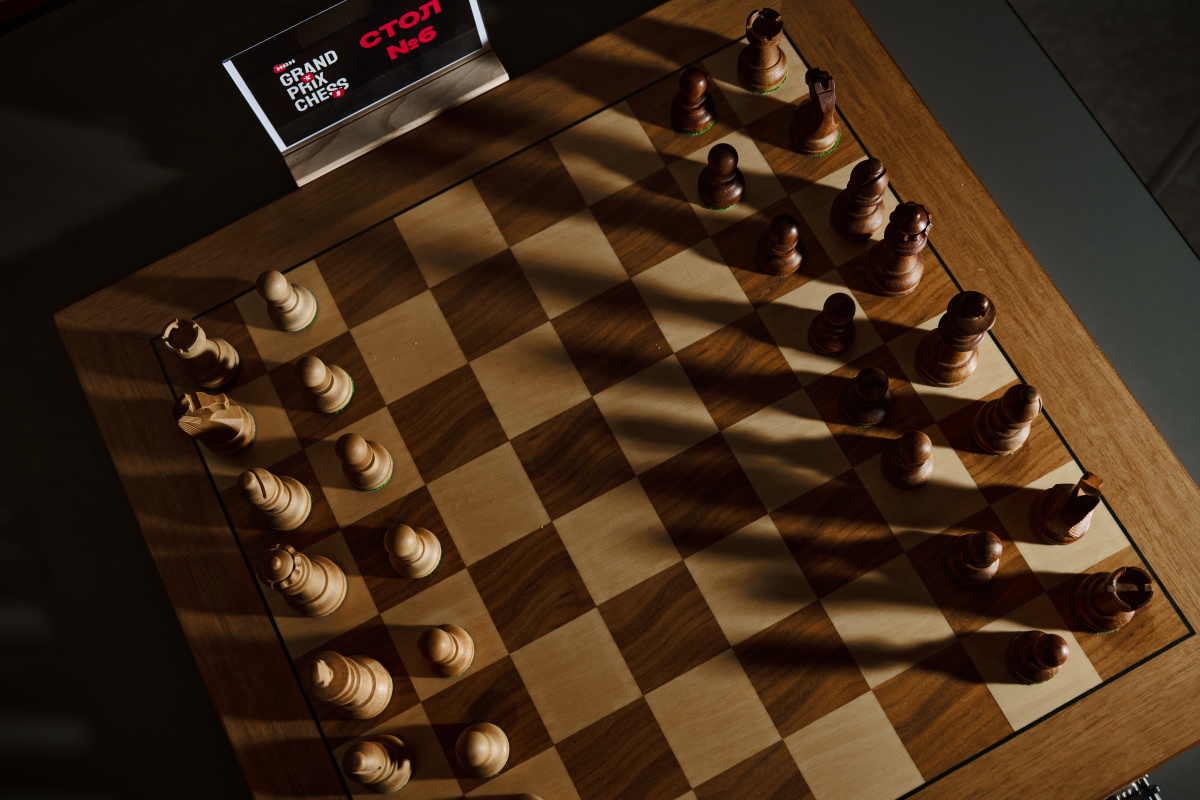Марат Гильфанов идёт без поражений на IVI Grand Prix Chess IV после 7 туров