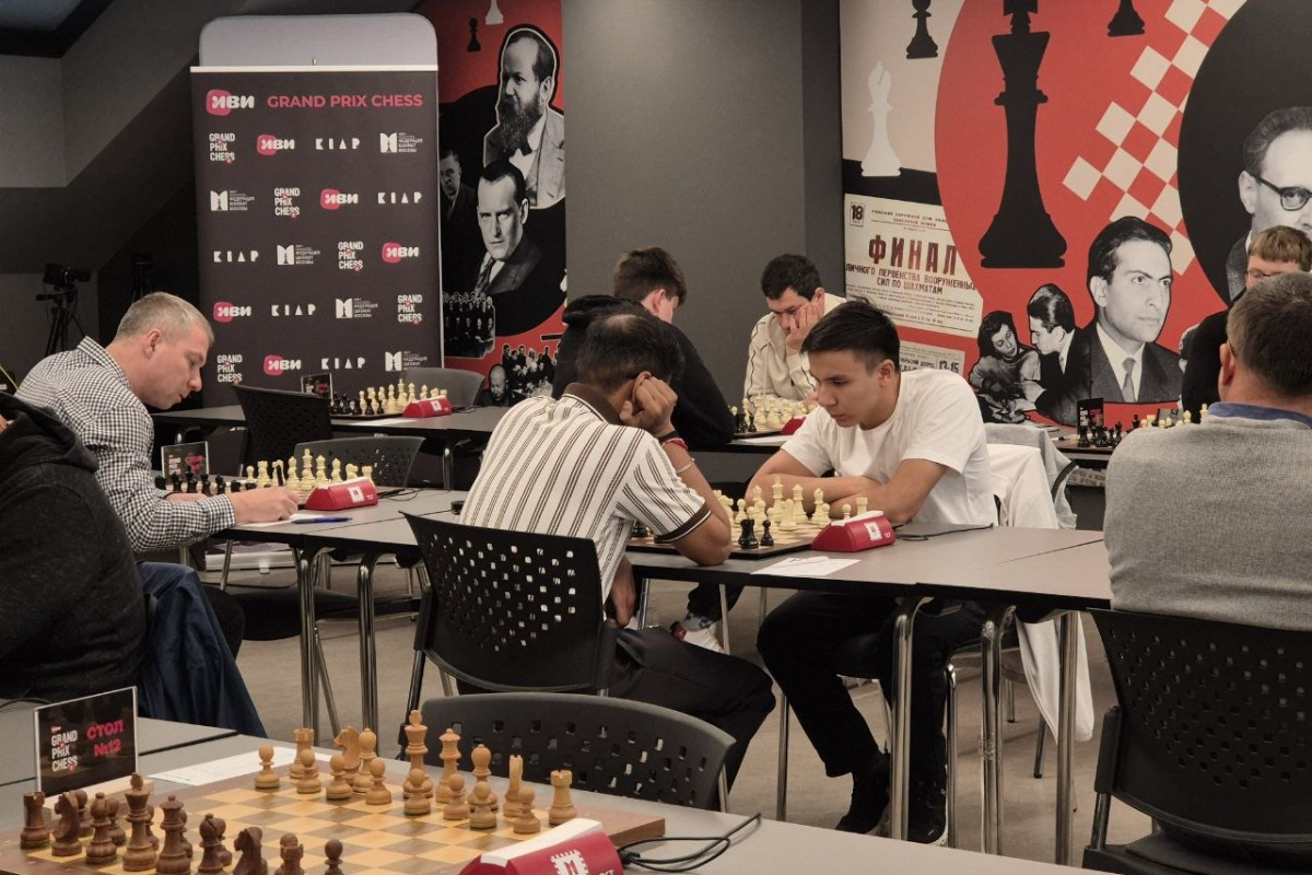 Марат Гильфанов увеличивает отрыв на IVI Grand Prix Chess IV