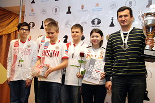 Сборная России выиграла серебряные медали Олимпиады до 16