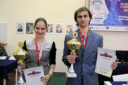 Борис Савченко и Алина Кашлинская – чемпионы Москвы по быстрым шахматам