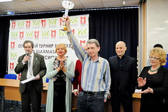 Сергей Григорьев и Галина Славина победили в Открытом турнире пенсионеров Москвы