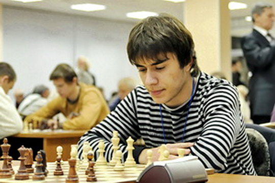 Шамиль арсланов голый. Шамиль арсланов. Арсланов шахматы. Смирнов артём шахматист. Арсланов шамиль магомедович.